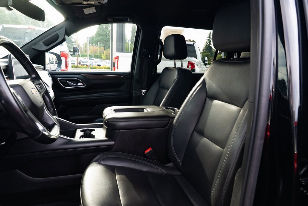Used 2021 Chevrolet Suburban LT image 17