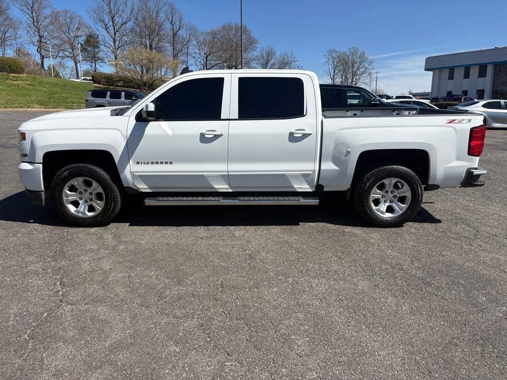 Used 2017 Chevrolet Silverado 1500 LT w/ All Star Edition image 4