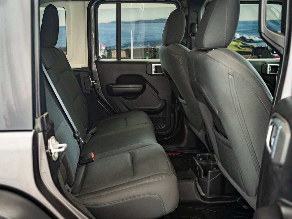 Used 2021 Jeep Wrangler Unlimited Sport image 37