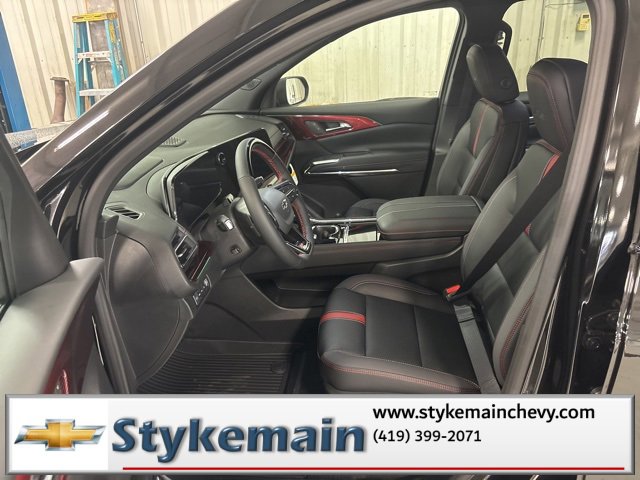 New 2026 Chevrolet Traverse RS w/ LPO, Floor Liner Package image 15