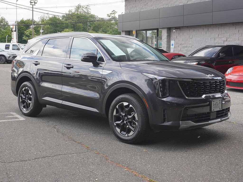 Used 2026 Kia Sorento S AWD/4WD image 2