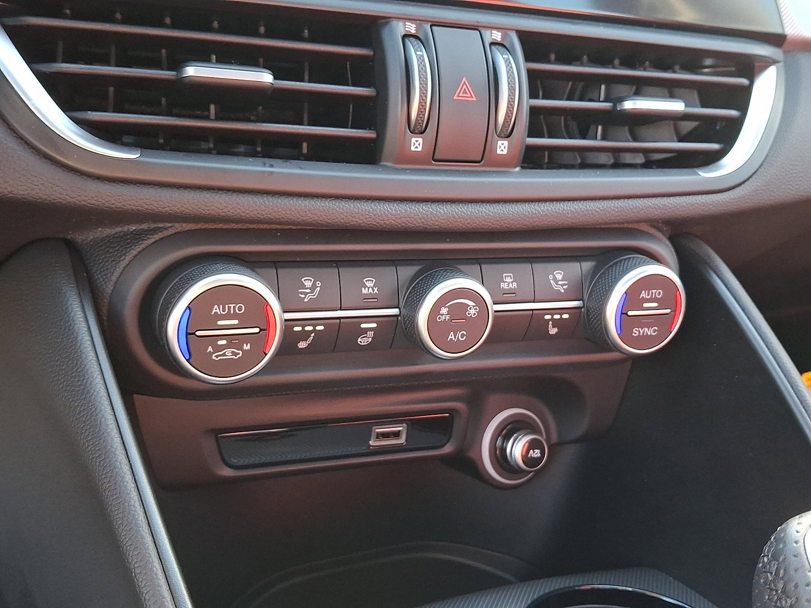 New 2026 Alfa Romeo Giulia AWD w/ Driving Assist Package image 12