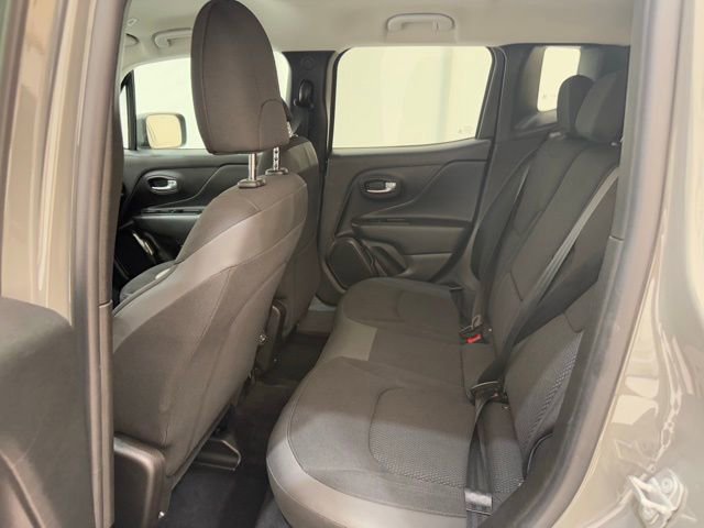 Used 2019 Jeep Renegade Altitude w/ Quick Order Package 22M image 16