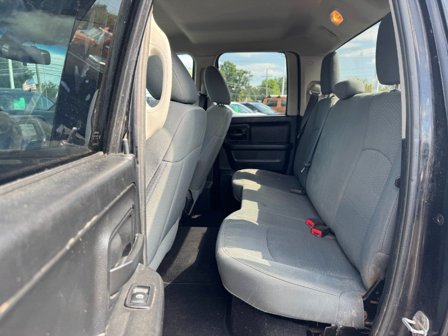 Used 2014 RAM 1500 ST w/ SXT Appearance Group AWD/4WD image 16