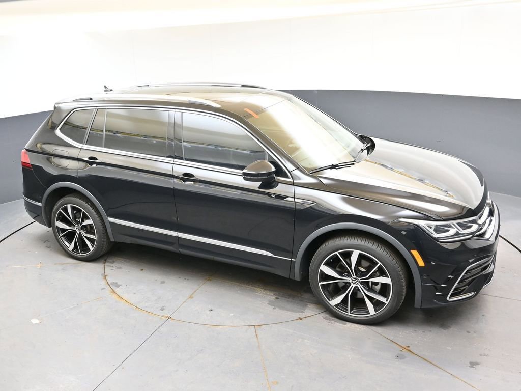Used 2023 Volkswagen Tiguan SEL R-Line image 43
