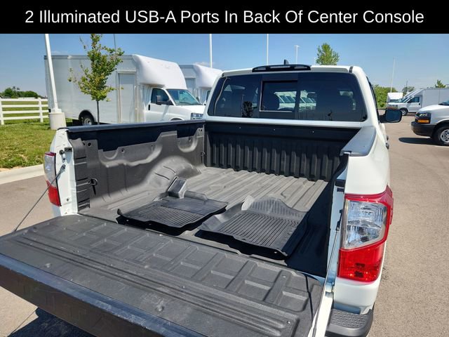 Used 2022 Nissan Titan SV w/ SV Convenience Package AWD/4WD image 33