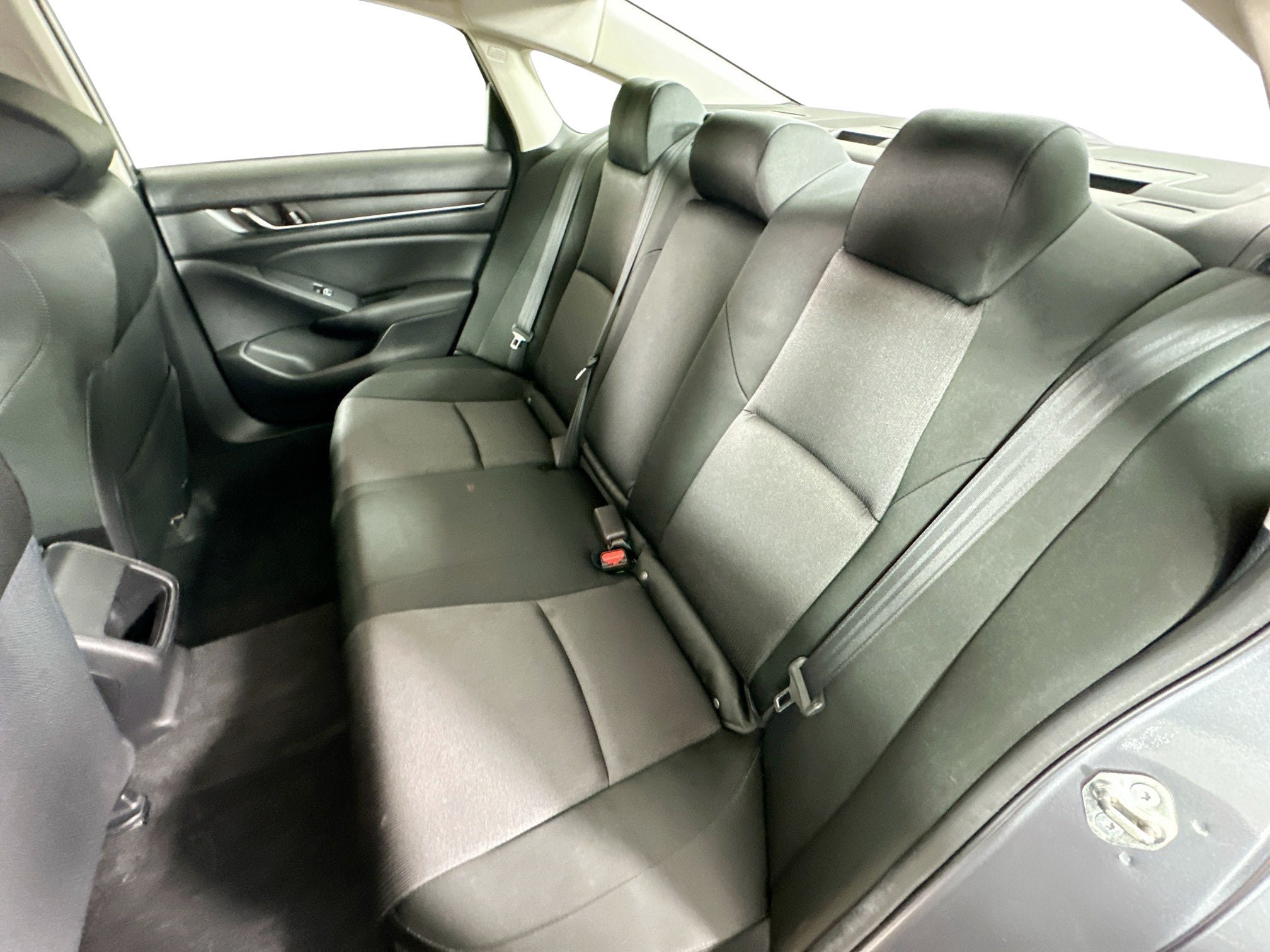 Used 2021 Honda Accord LX image 27