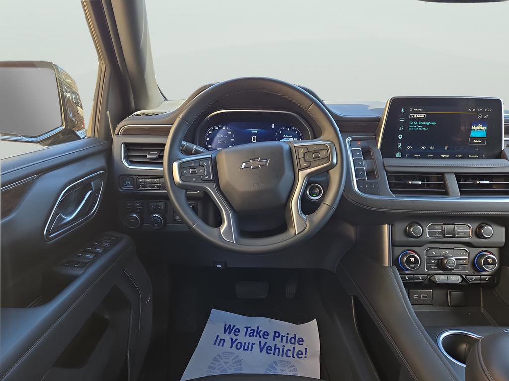 Used 2023 Chevrolet Suburban Z71 w/ Luxury Package image 28