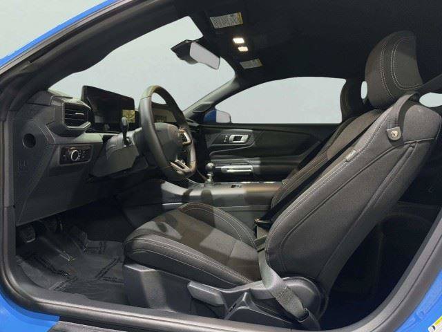 Used 2024 Ford Mustang GT RWD image 11