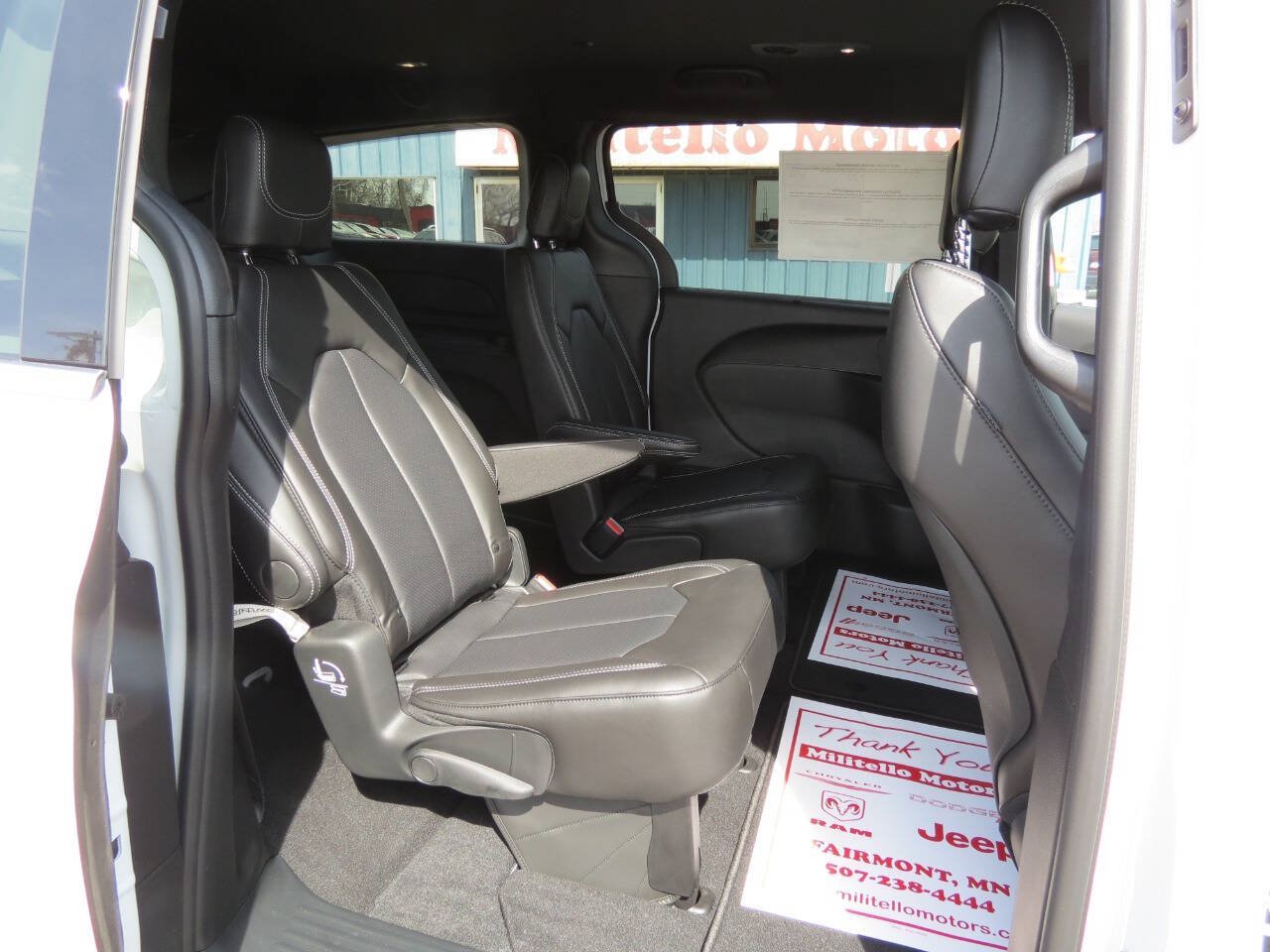 New 2026 Chrysler Voyager LX FWD image 18