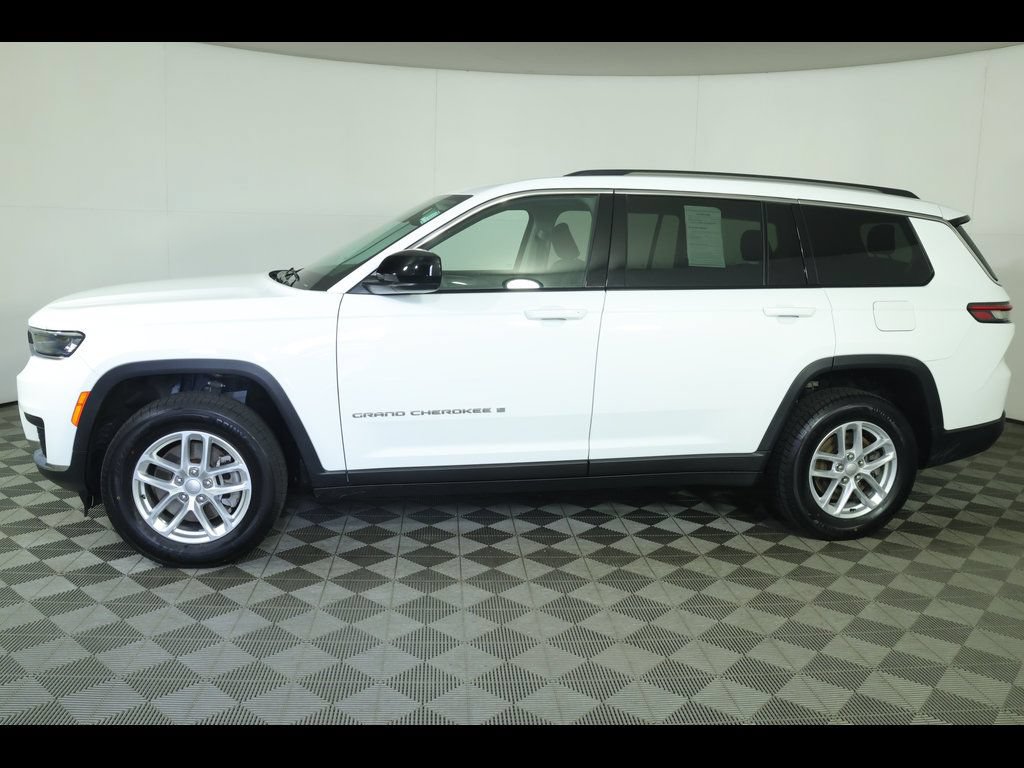 Certified 2023 Jeep Grand Cherokee L Laredo w/ Luxury Tech Group I AWD/4WD image 17
