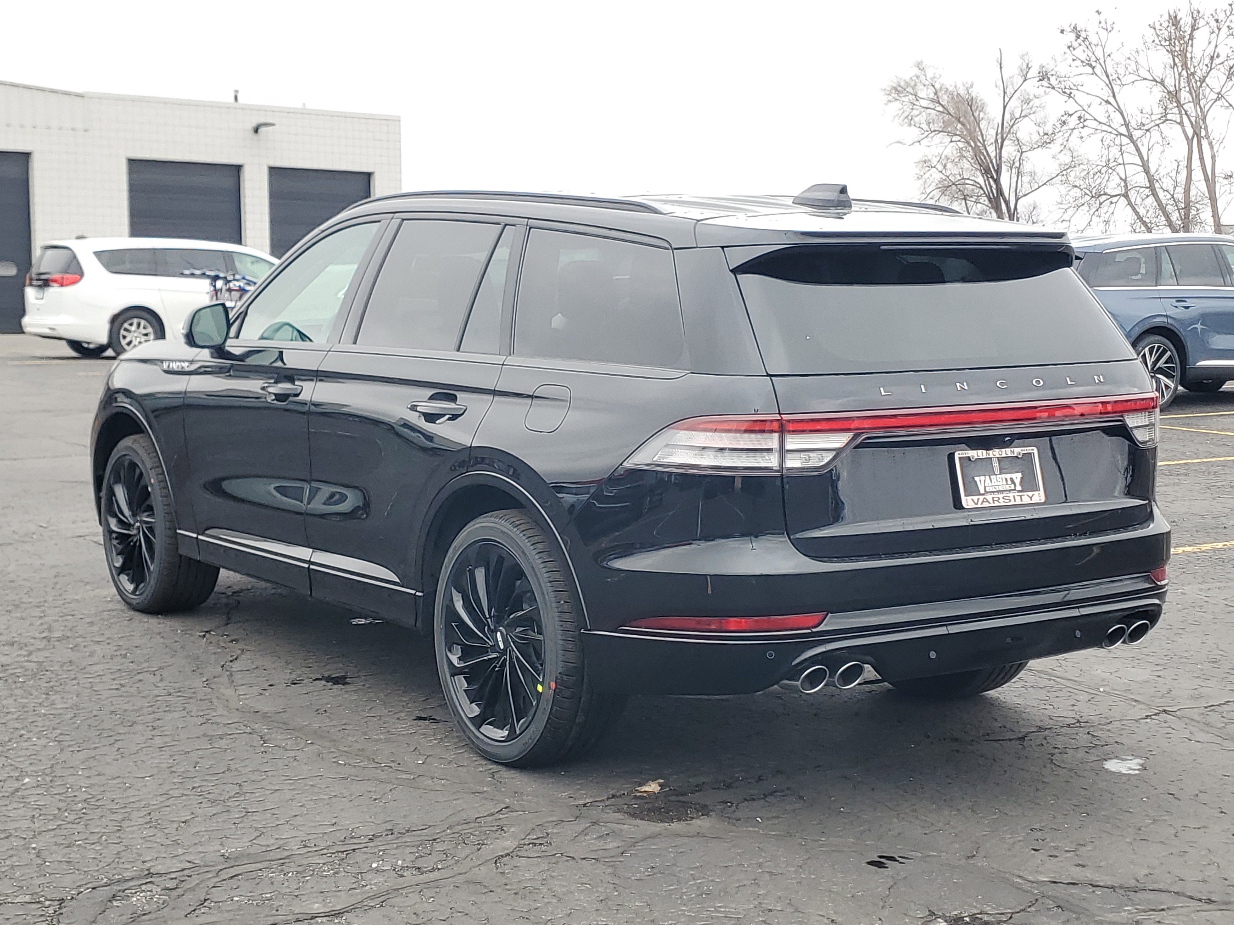 New 2026 Lincoln Aviator Reserve image 3