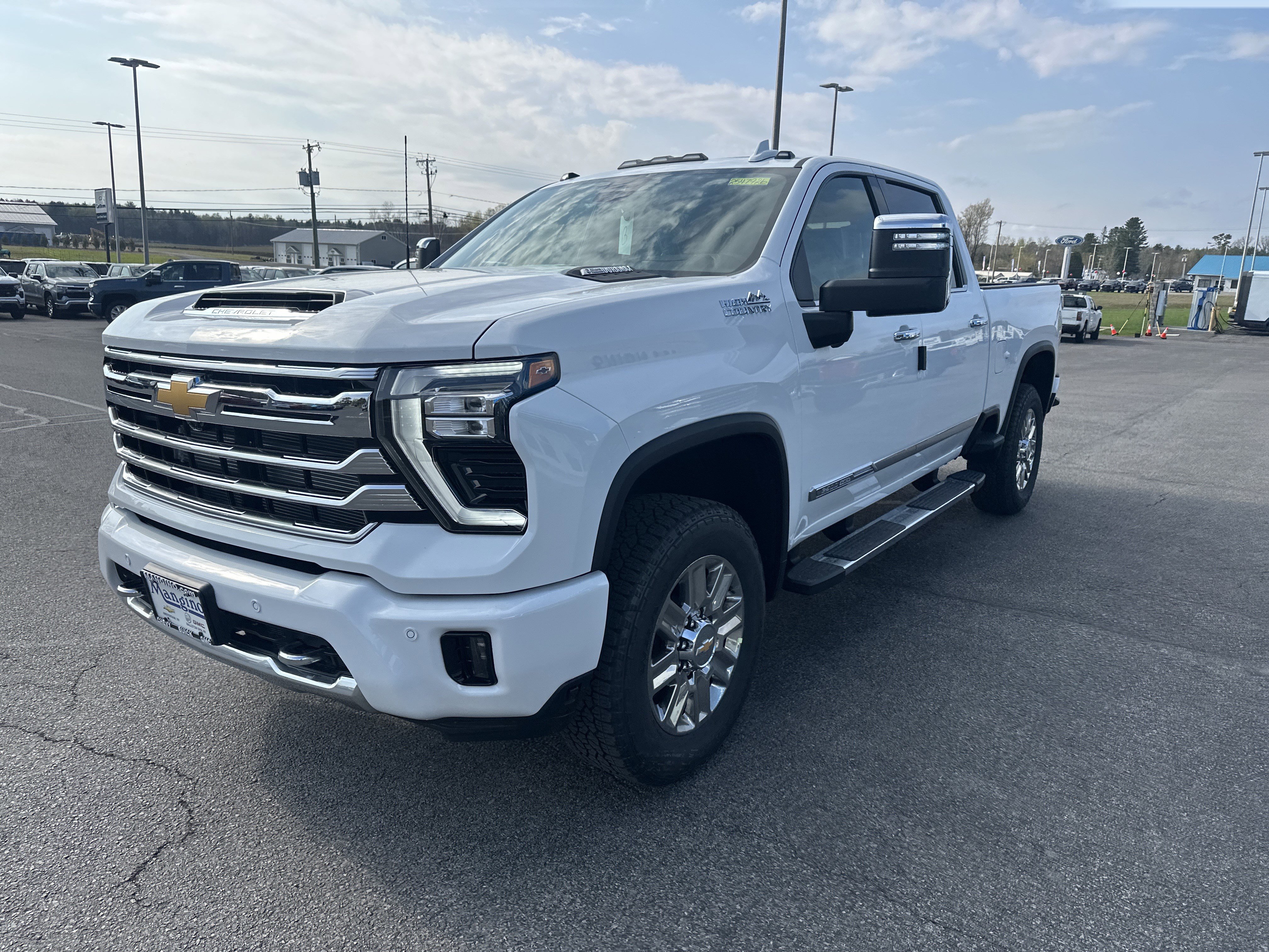 New 2026 Chevrolet Silverado 2500 High Country w/ High Country Premium Package AWD/4WD image 3