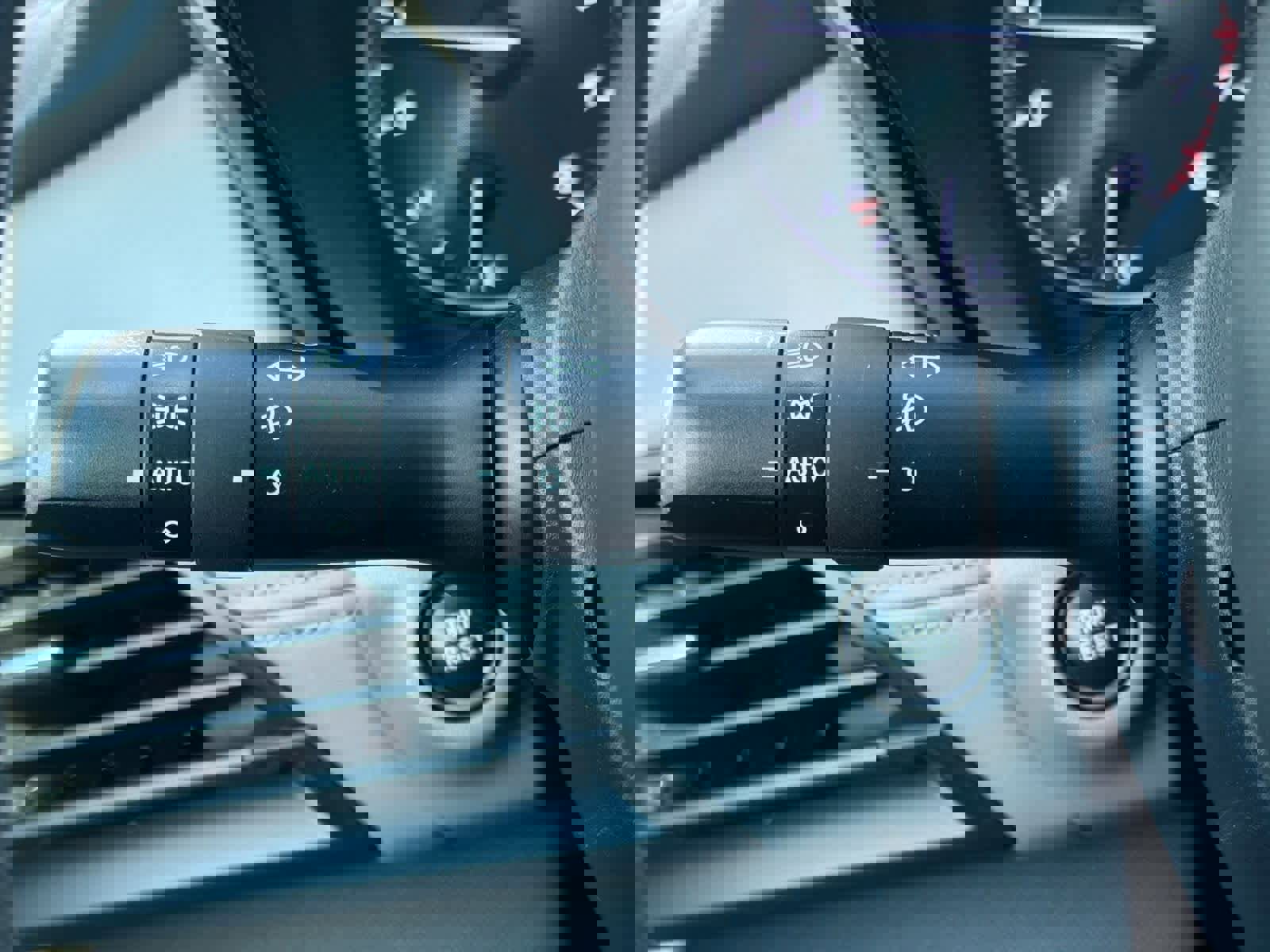 Used 2021 Subaru Outback Premium image 27