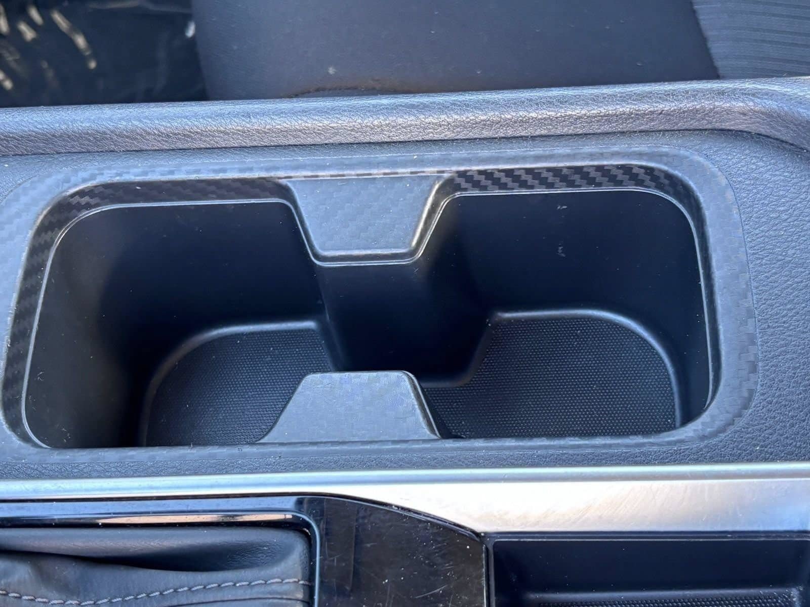 Used 2025 Nissan Sentra SV FWD image 33