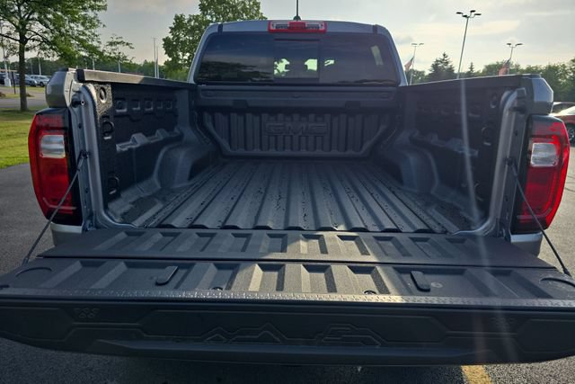 New 2026 GMC Canyon AT4 w/ Technology Plus Package AWD/4WD image 27