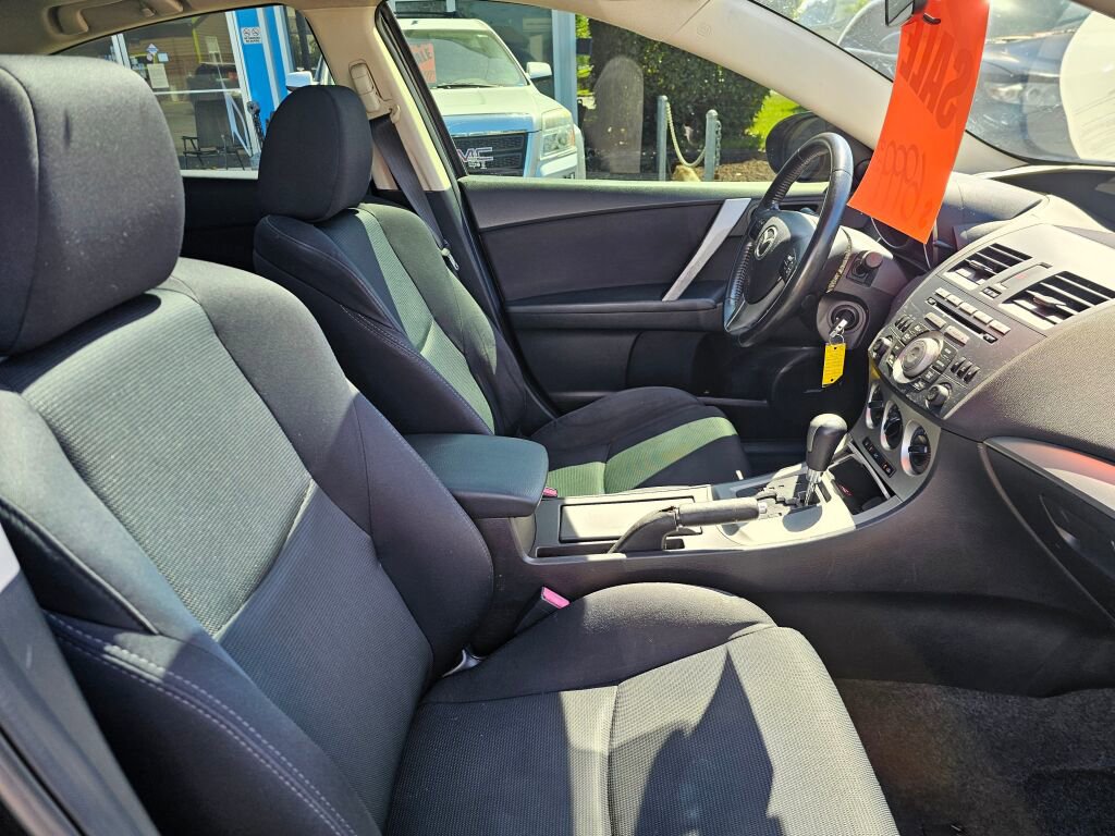 Used 2011 MAZDA MAZDA3 s Sport FWD image 11