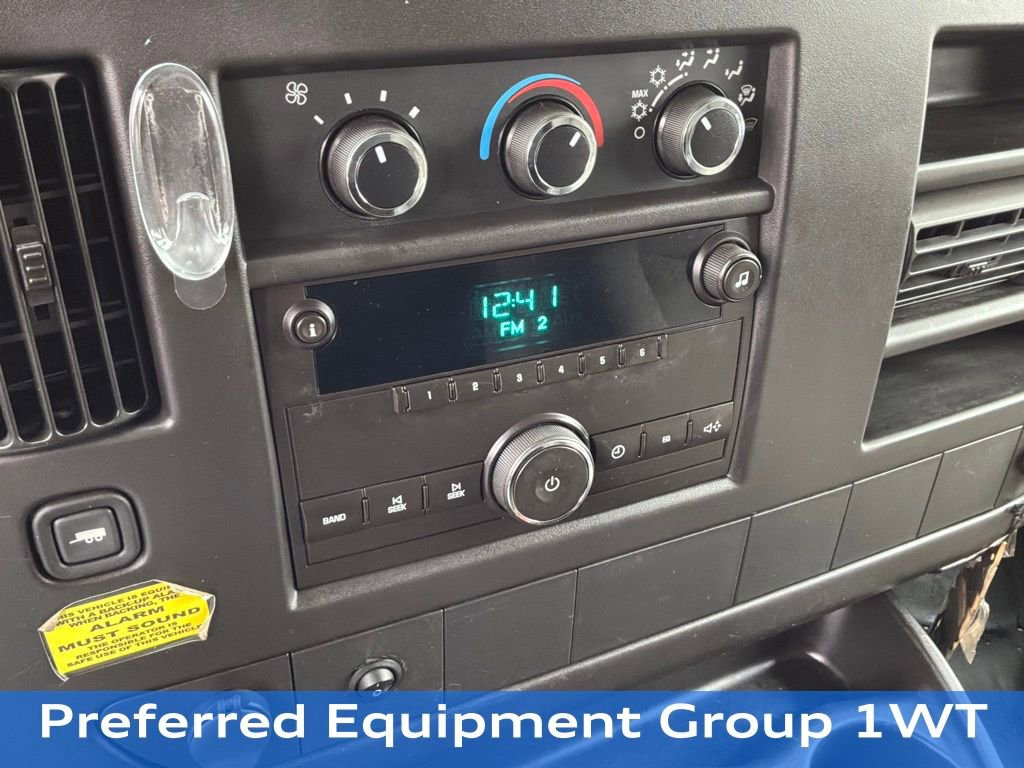 Used 2009 GMC Savana 3500 image 2