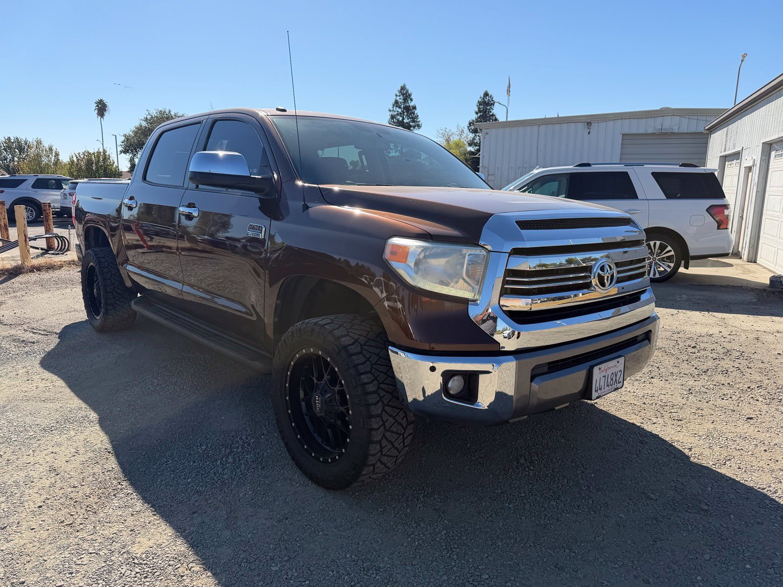 Used 2017 Toyota Tundra 1794 Edition AWD/4WD image 7