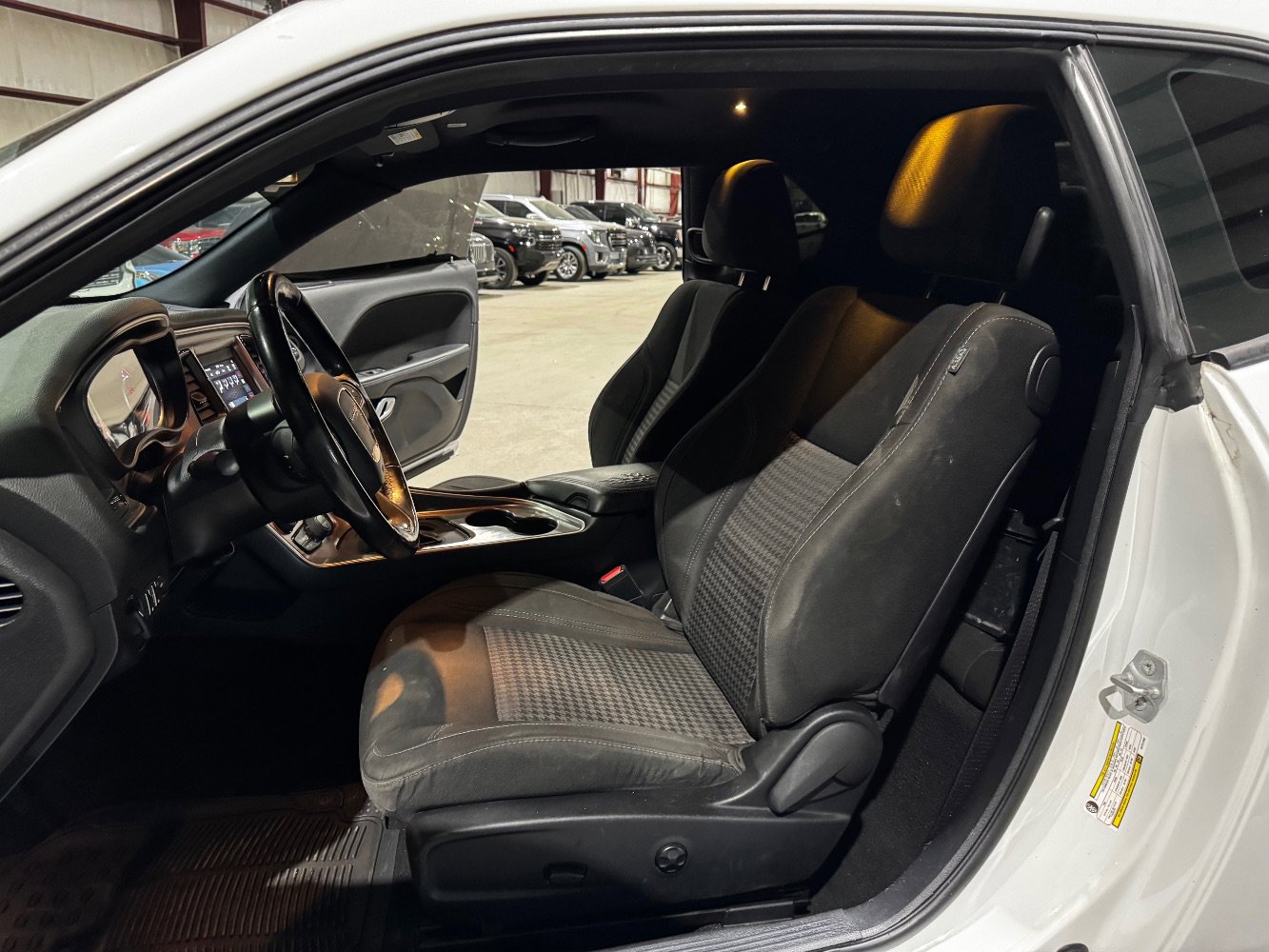 Used 2019 Dodge Challenger SXT RWD image 14