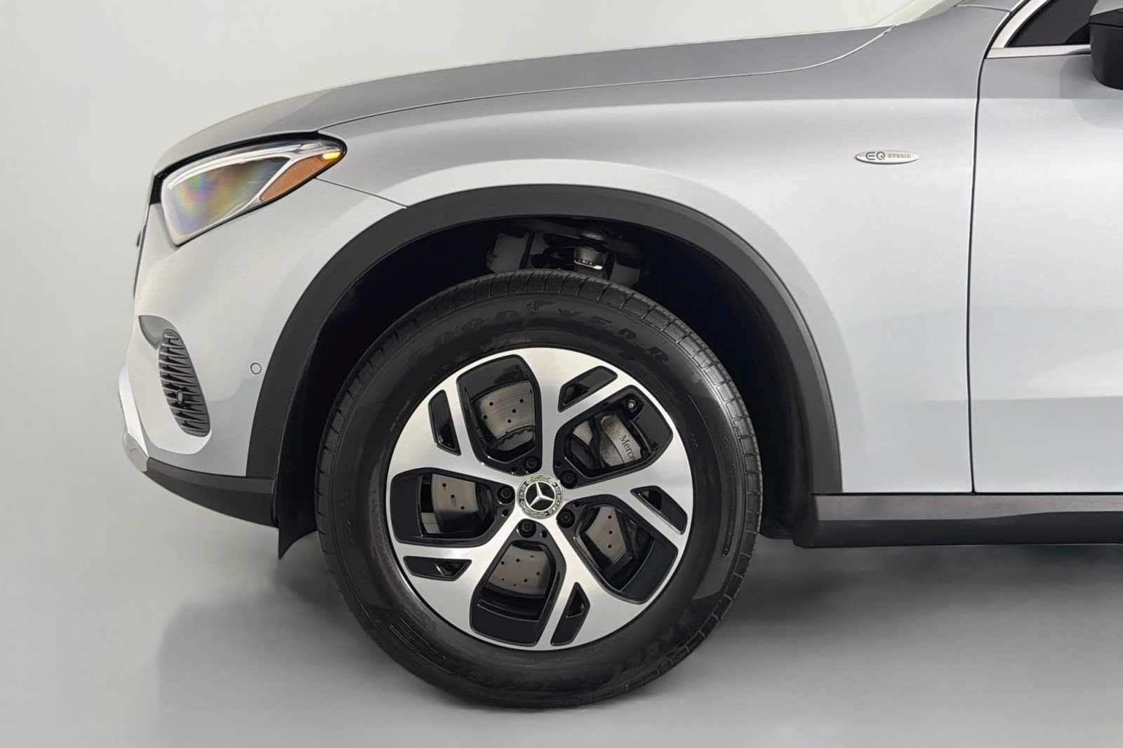 Certified 2025 Mercedes-Benz GLC 350e 4MATIC image 11