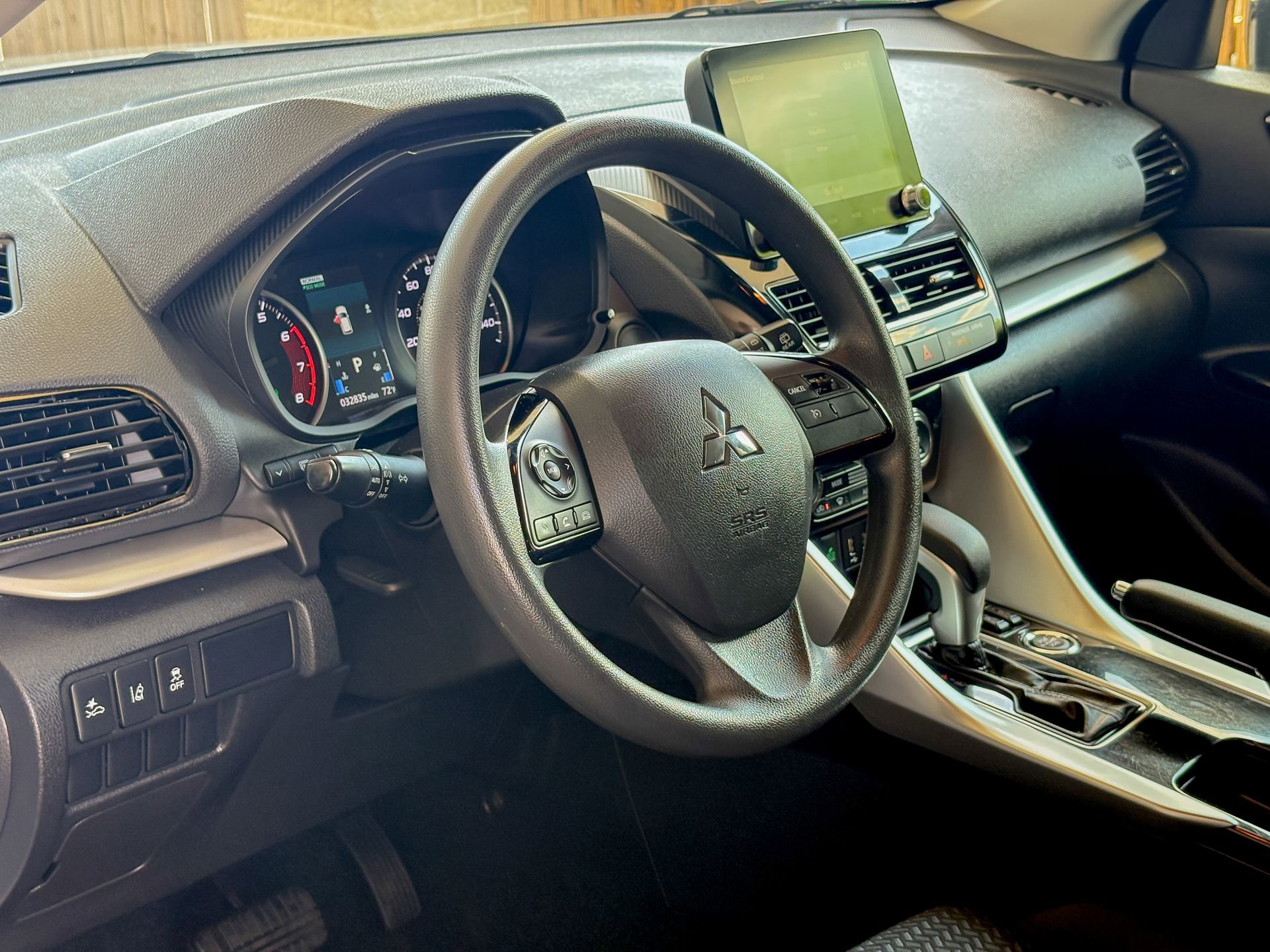 Used 2023 Mitsubishi Eclipse Cross LE AWD/4WD image 6