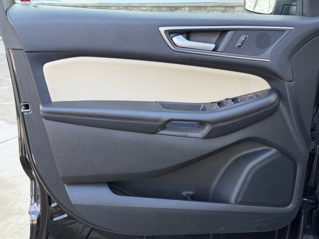 Used 2023 Ford Edge SEL w/ Convenience Package image 14