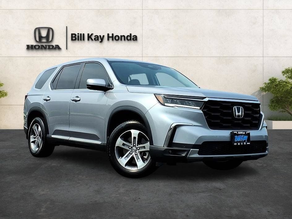 Used 2025 Honda Pilot EX-L image 5