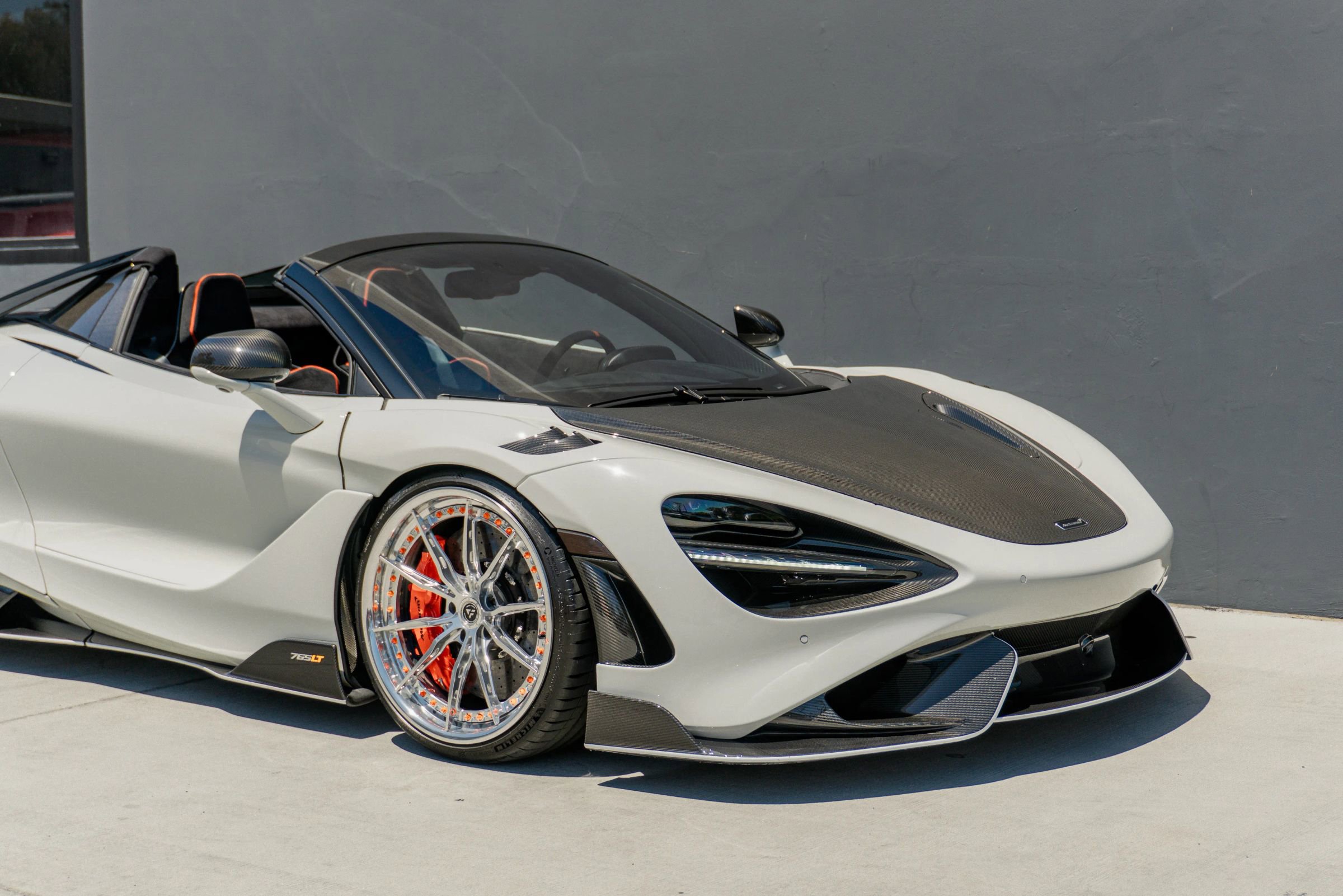Used 2022 McLaren 765LT RWD image 48