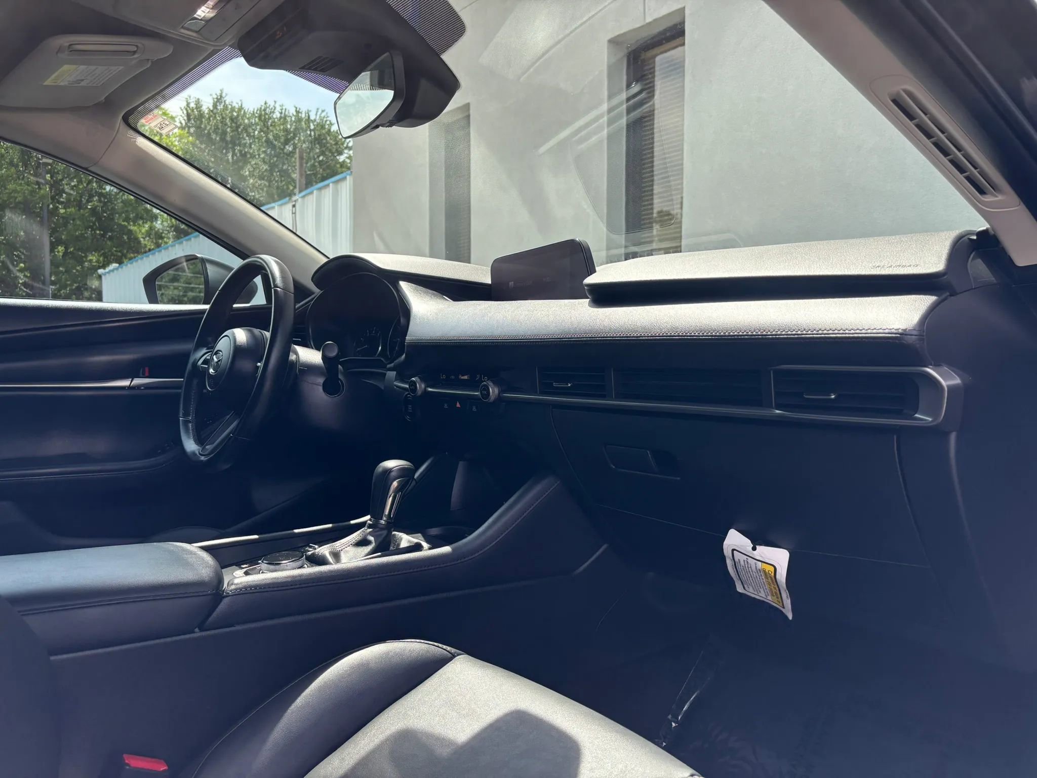 Used 2023 MAZDA MAZDA3 s FWD image 15