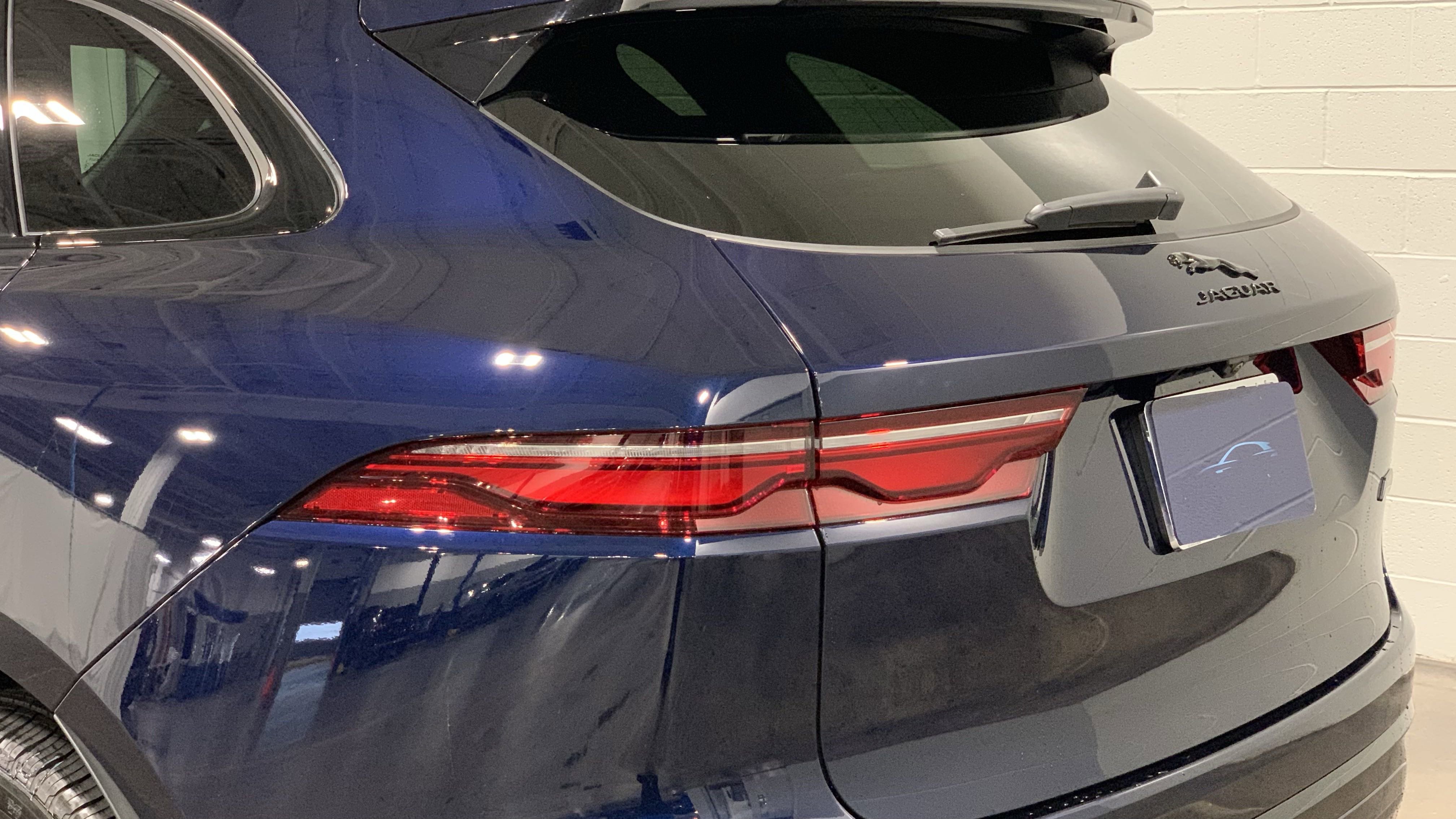 New 2026 Jaguar F-PACE R-Dynamic S image 17