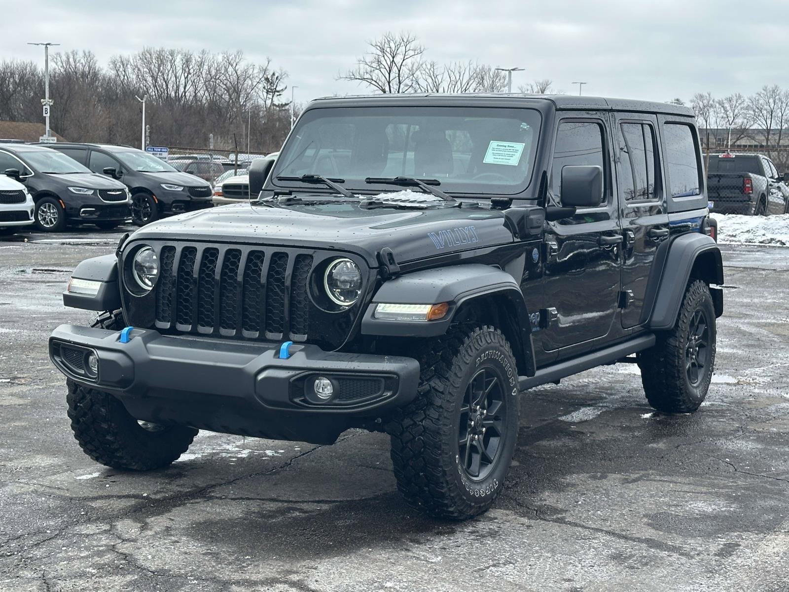 Used 2023 Jeep Wrangler Unlimited w/ Cold Weather Group image 7