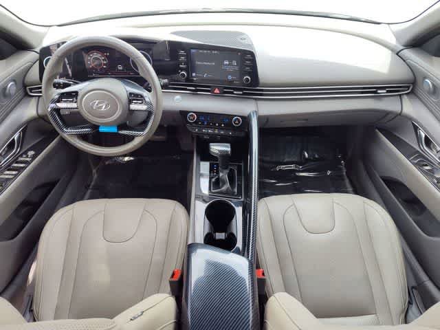 Certified 2021 Hyundai Elantra SEL w/ Convenience Package FWD image 12