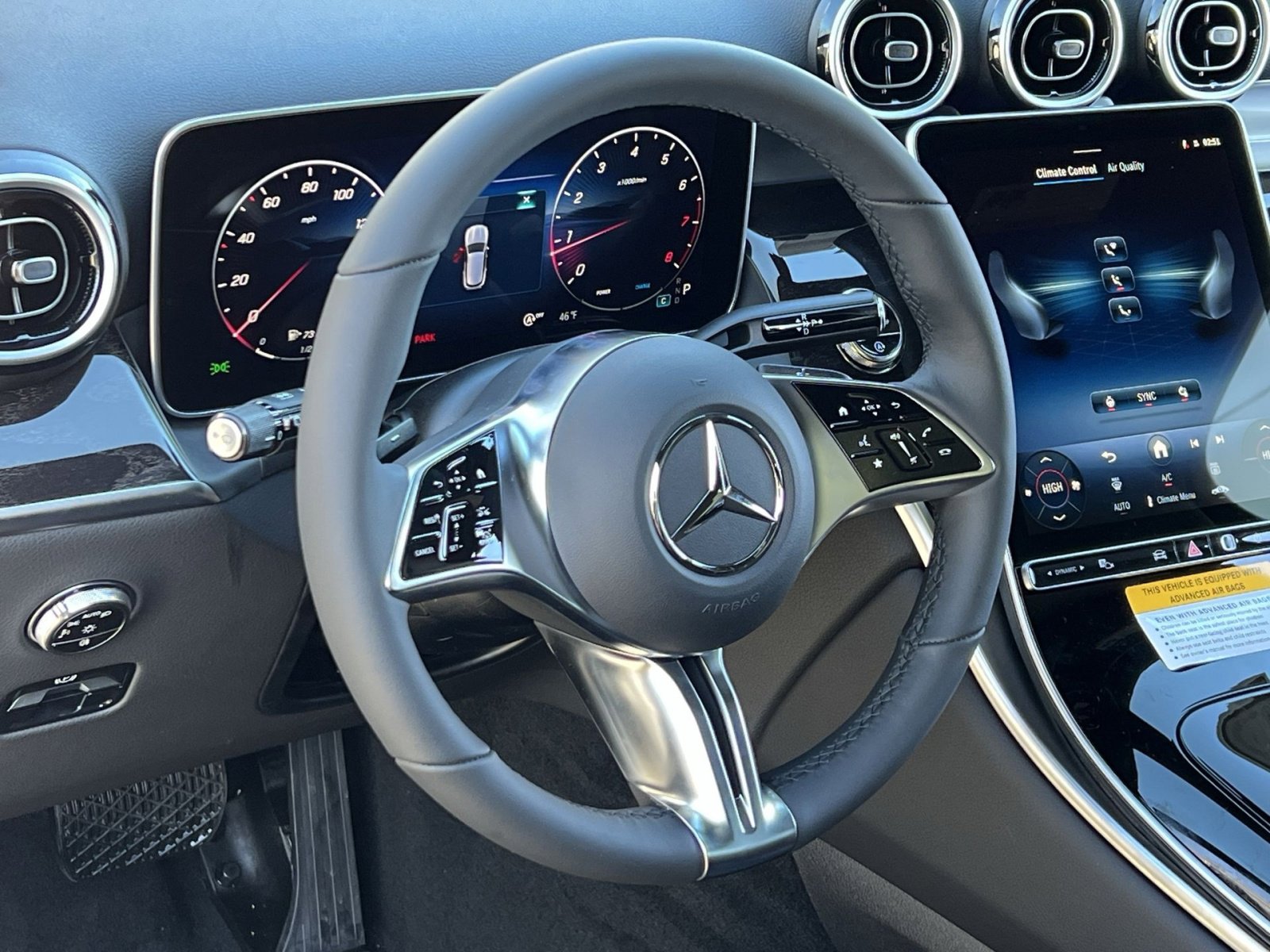 New 2026 Mercedes-Benz GLC 300 4MATIC image 14