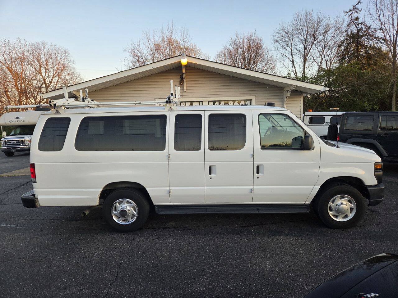 Used 2013 Ford E-350 and Econoline 350 Extended Super Duty w/ PWR Group RWD image 8