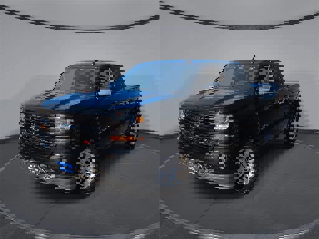 Used 2018 Chevrolet Silverado 1500 LT w/ All Star Edition