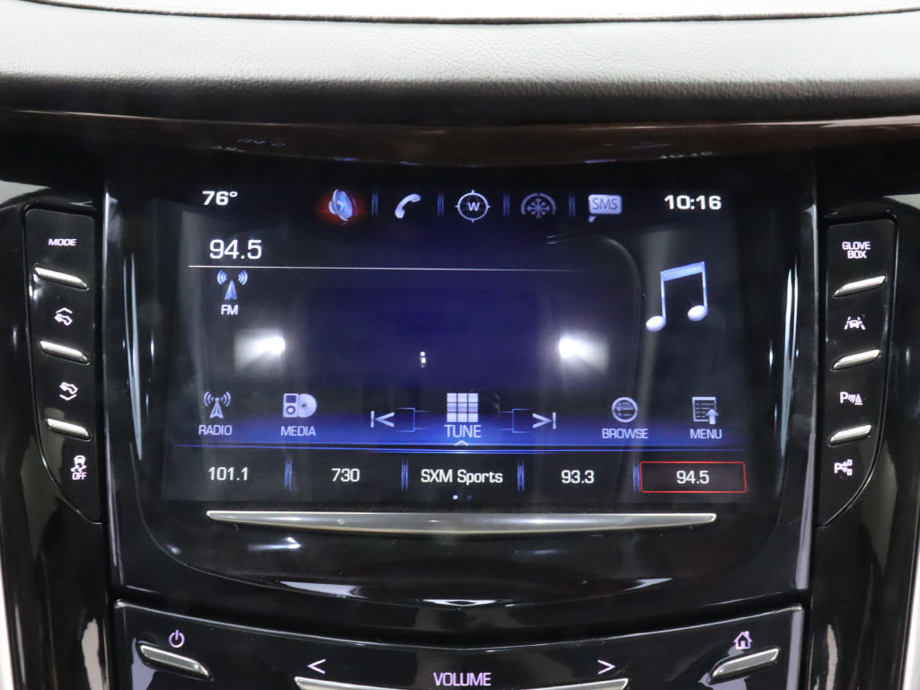 Used 2020 Cadillac Escalade Luxury w/ Escalade Sport Edition RWD image 19