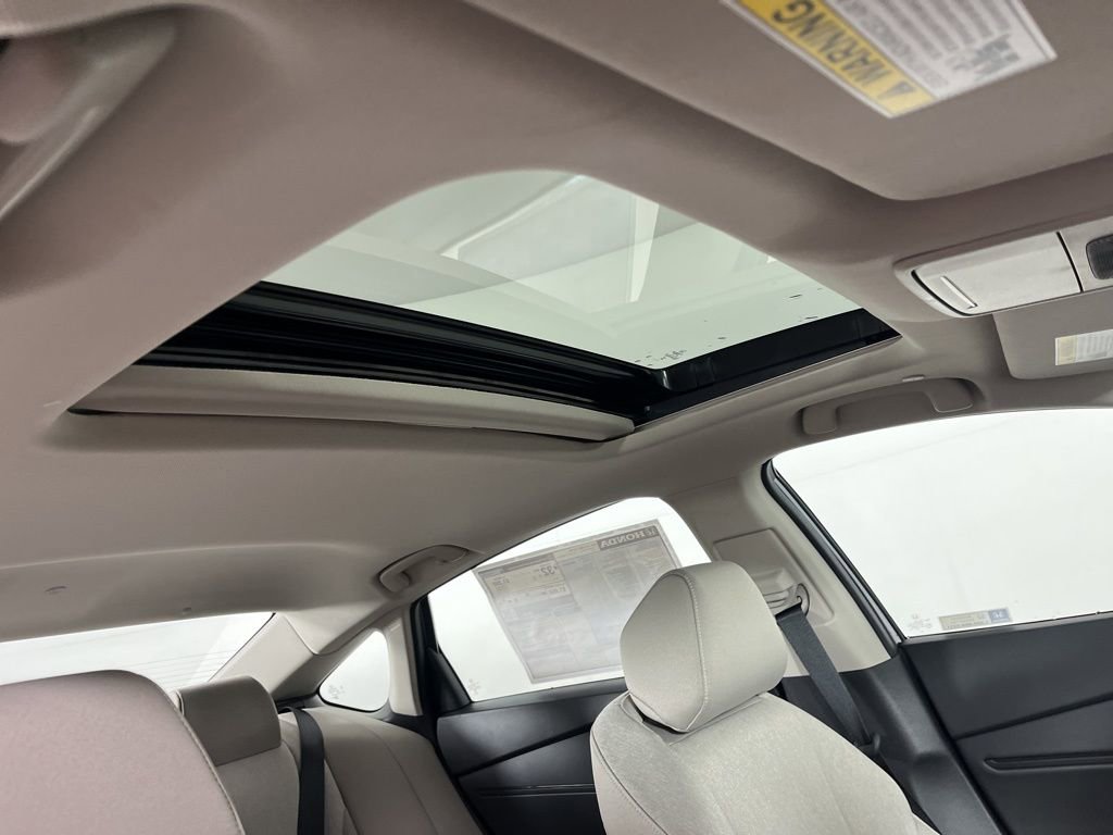 New 2025 Honda Accord SE image 11