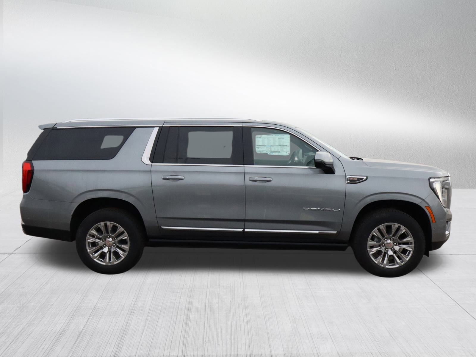 New 2026 GMC Yukon XL Denali w/ Sun & Power Step Package image 8