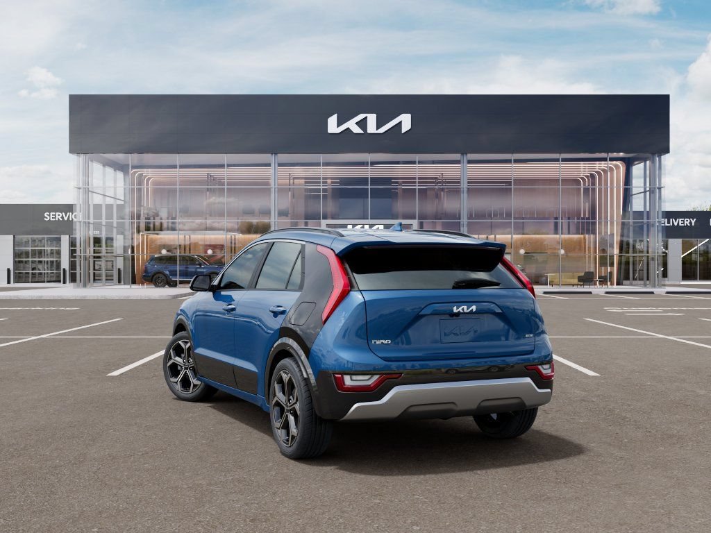 New 2026 Kia Niro SX Touring FWD image 5