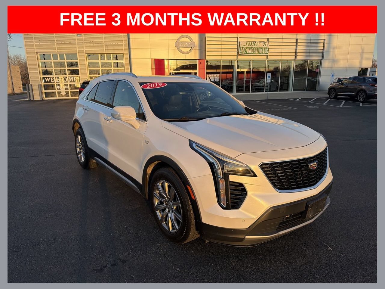 Used 2019 Cadillac XT4 Premium Luxury w/ Cold Weather Package FWD image 1