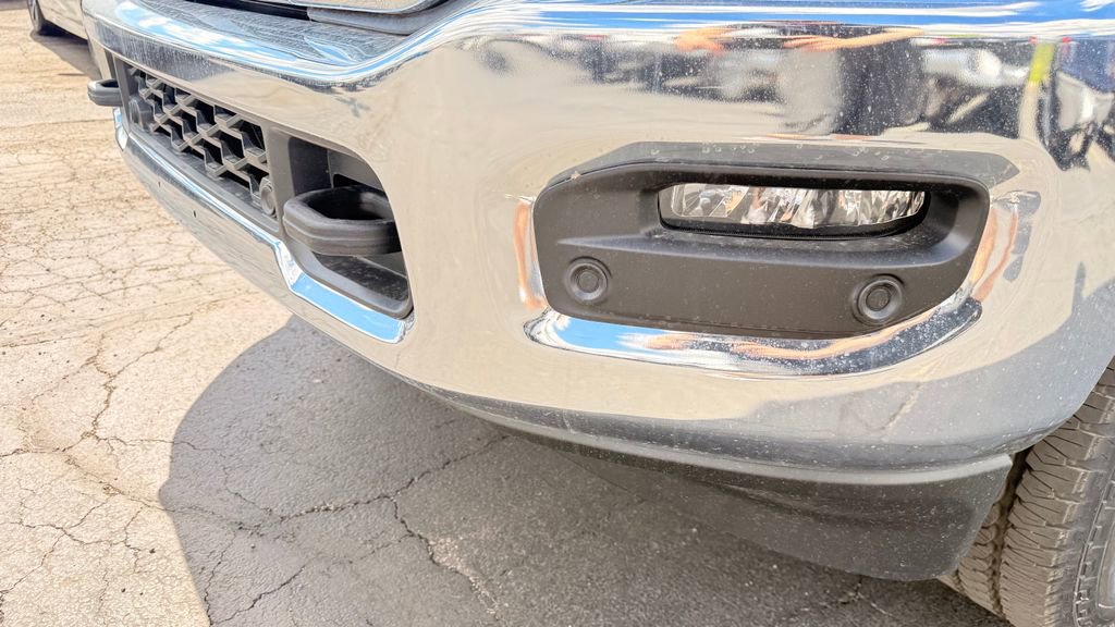 New 2026 RAM 3500 Big Horn AWD/4WD image 9