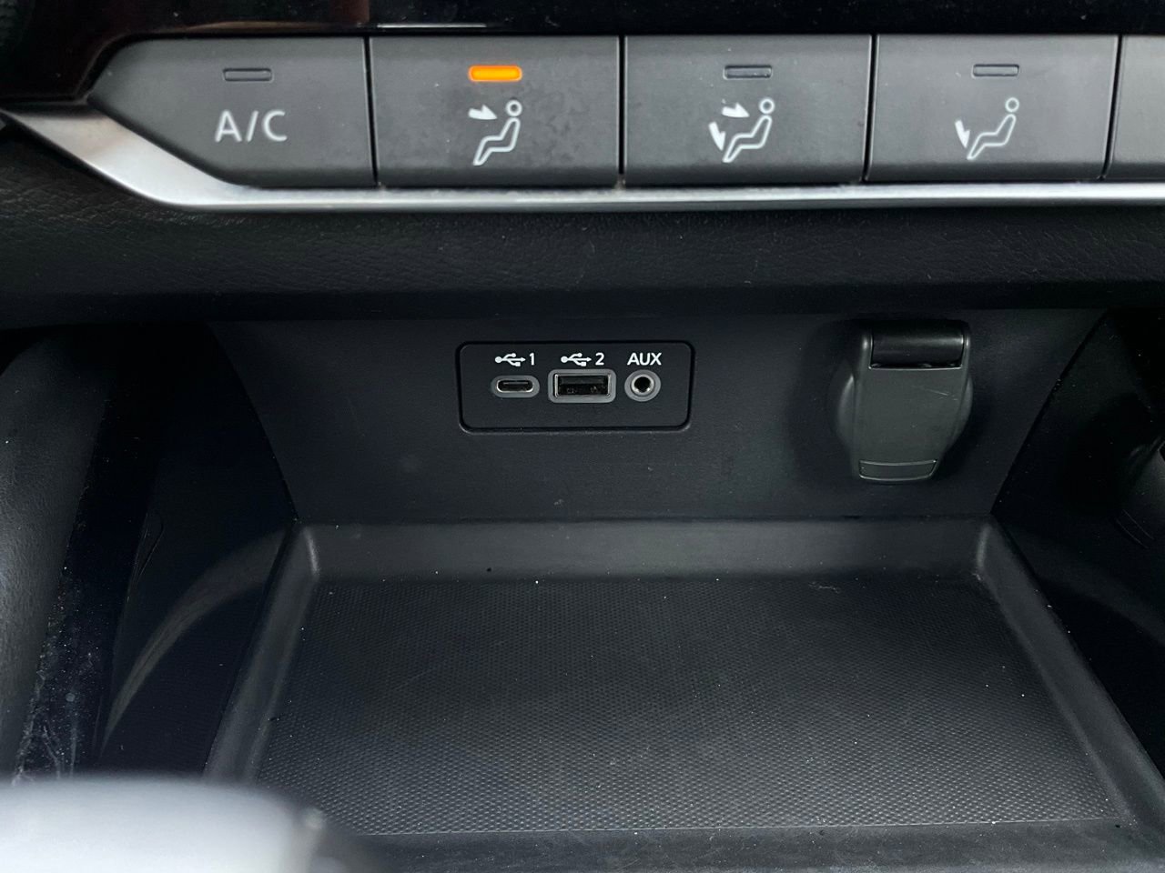 Used 2025 Nissan Altima 2.5 SR image 25