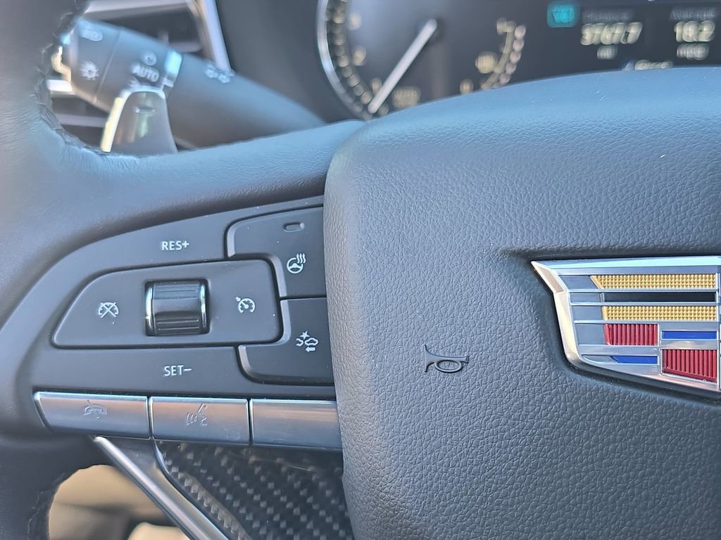 Used 2023 Cadillac XT6 Sport image 22