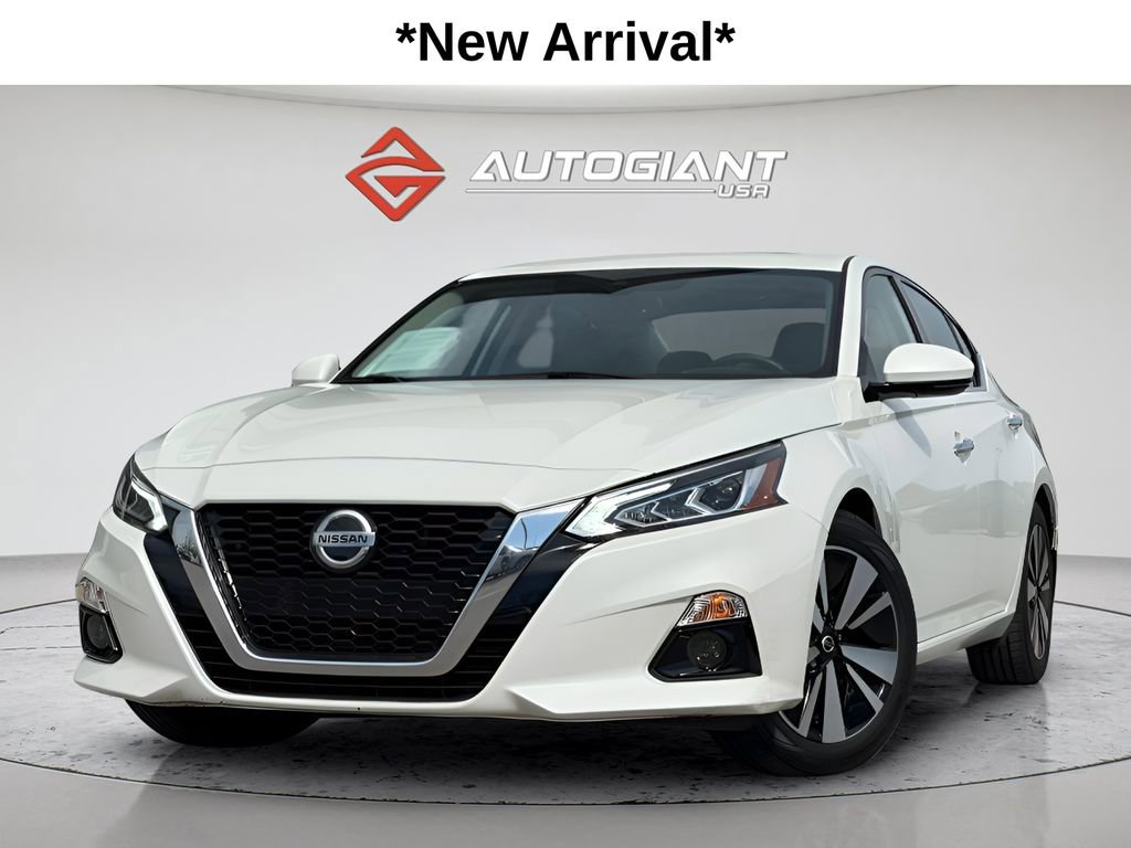 Used 2020 Nissan Altima 2.5 SV image 1