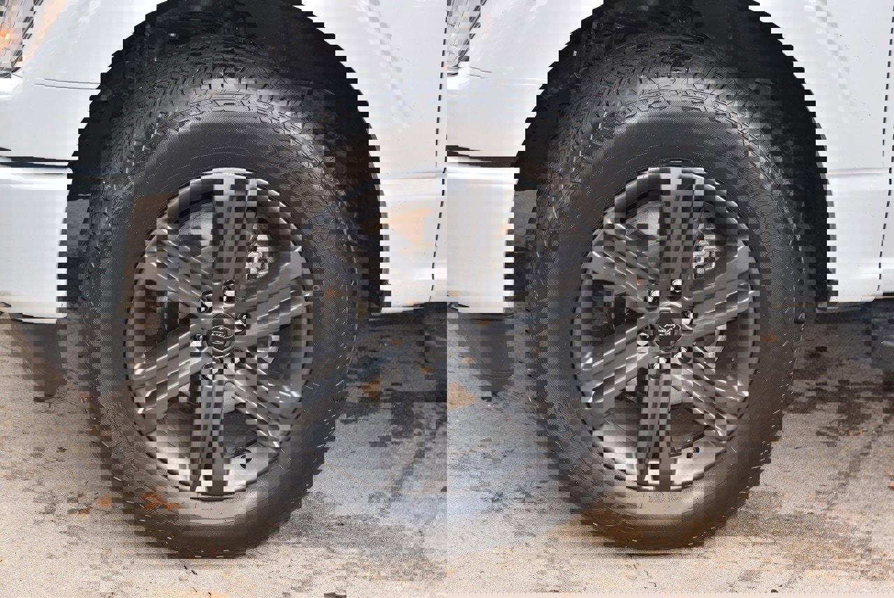 Certified 2023 Ford F150 Lariat w/ Equipment Group 502A High image 40