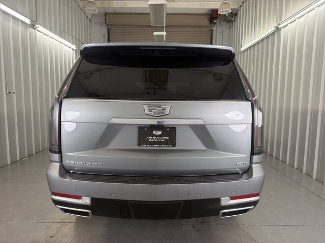 Certified 2025 Cadillac Escalade Premium Luxury Platinum w/ LPO, Radiant Package RWD image 6