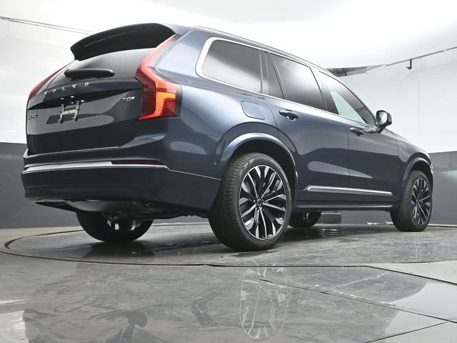 Used 2026 Volvo XC90 T8 Plus w/ Protection Package Premier AWD/4WD image 39