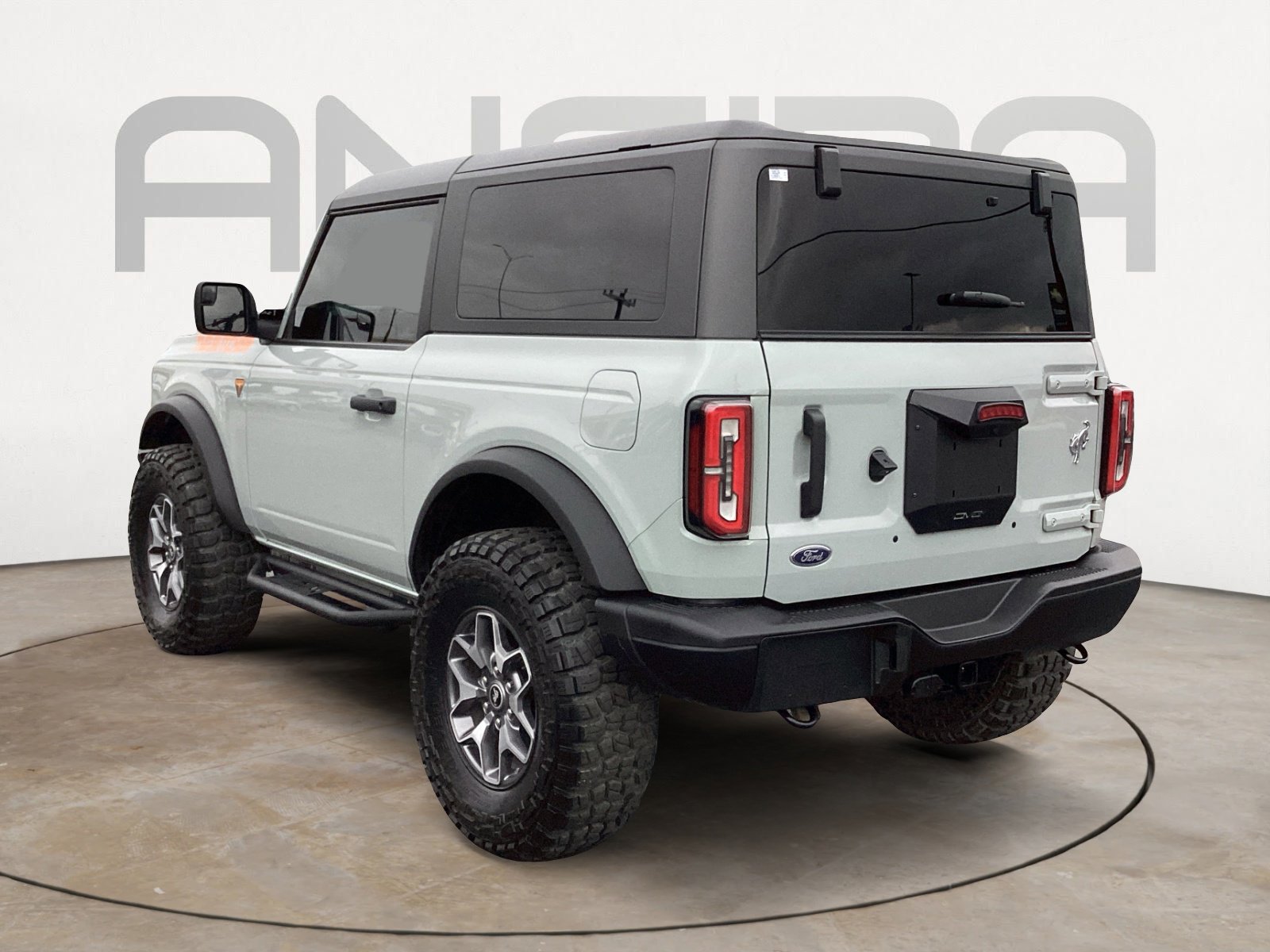 Used 2023 Ford Bronco Badlands image 12