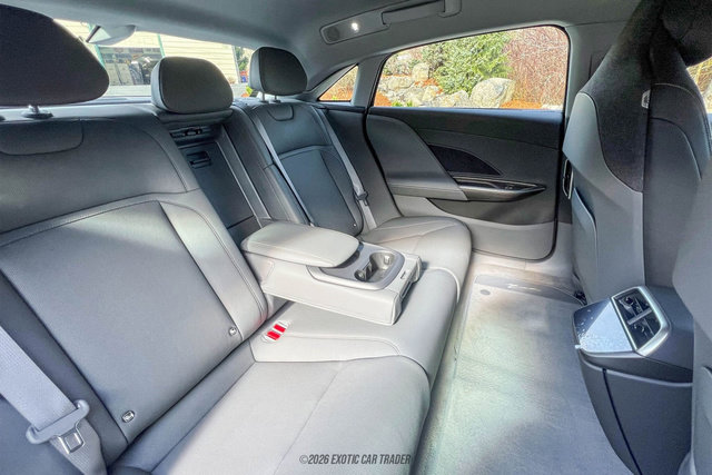 Used 2025 Lucid Air Grand Touring image 23